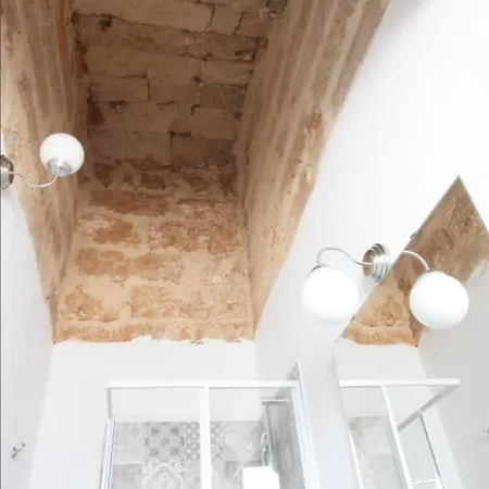 Studio Luxury Courtyard-4 By Interhome